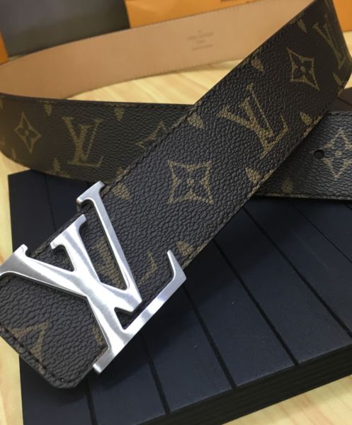 Louis Vuitton LV Initiales 40mm Brown