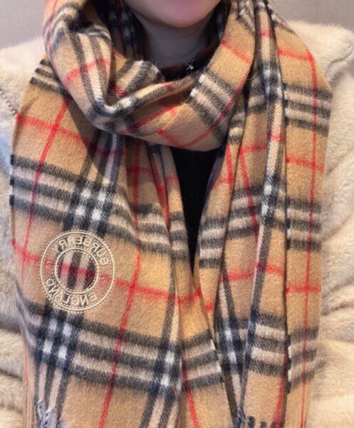Not for sale: Burberry Cashmere Plaid Scarf Apricot