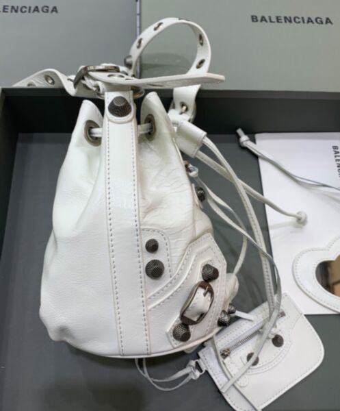 Balenciaga Le Cagole XS Bucket Bag 3