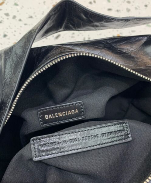 Balenciaga Superbusy Large Sling Bag Black 8