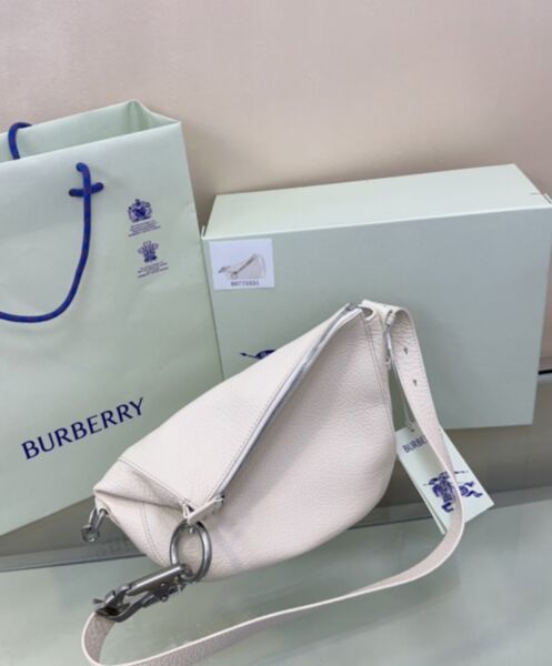 Burberry Small Knight Bag 3