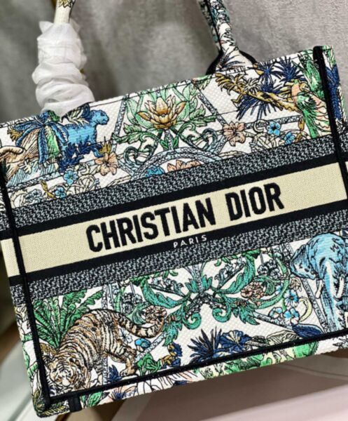 Dior Small Dior Book Tote Green 8