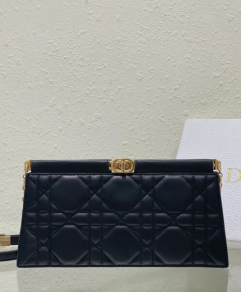 Dior Caro Colle Noire Clutch With Chain 2