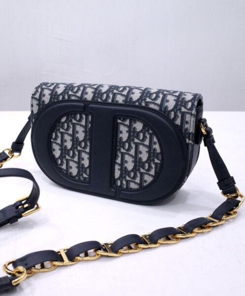 Dior CD?Signature Bag With Strap Dark Blue 4