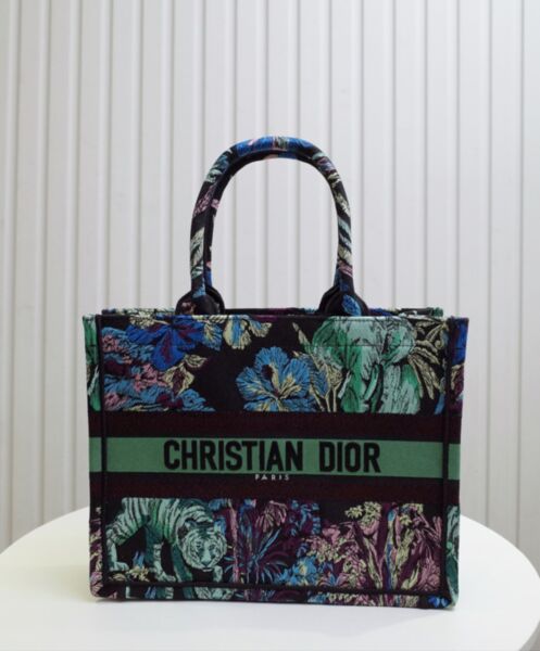 Dior Medium Dior Book Tote Green 2