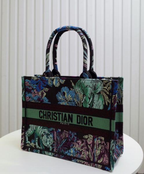 Dior Medium Dior Book Tote Green 4