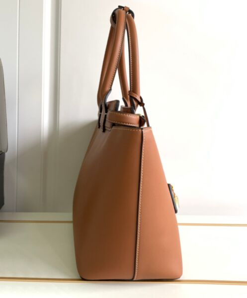 Celine Conti Bag In Supple Calfskin 3