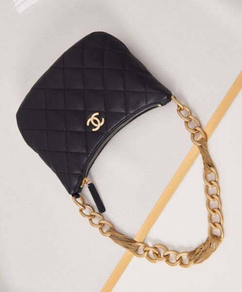 Chanel Hobo Handbag AS4220 Black 4