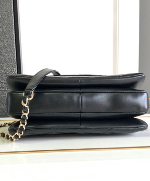 Chanel Flap Bag With Top Handle A92236 Black 5