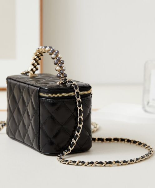 Chanel Small Bag Black 4