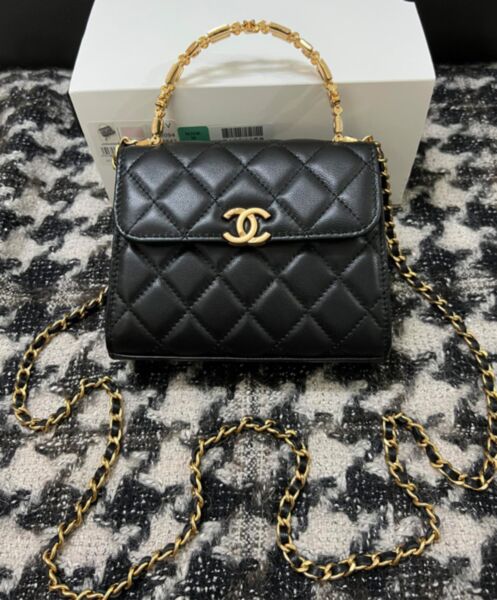 Chanel Clutch With Chain AP2945 Black 2