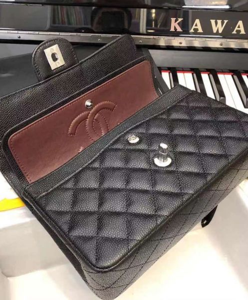 Chanel Pre-Owned Black 7