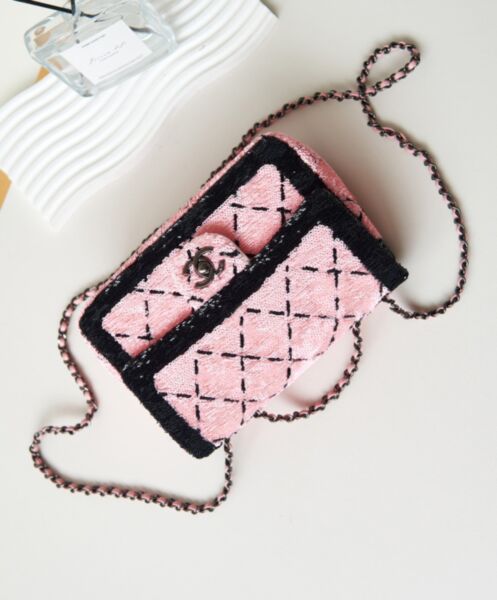 Chanel Small Flap Bag AS4561 Pink 4