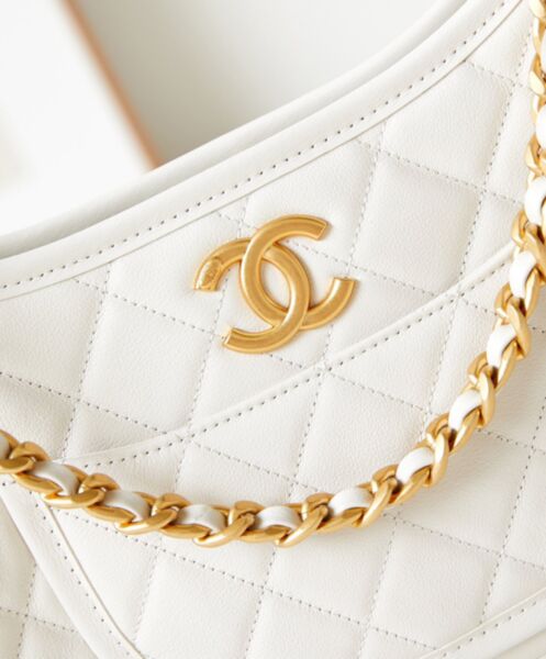 Chanel Hobo HandBag AS4666 White 8