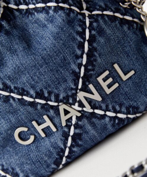 Chanel 22 Mini Handbag AS3980 Blue 8