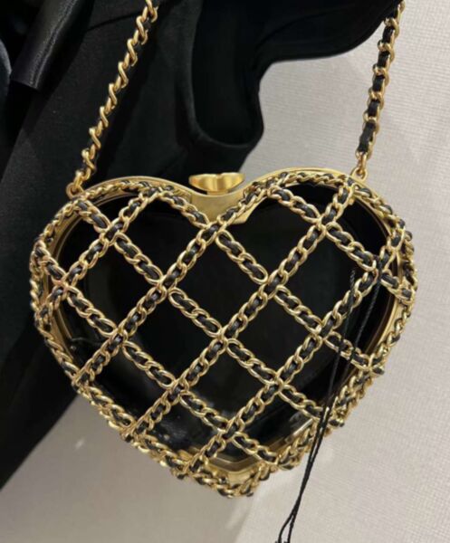 Chanel Heart Minaudiere AS4027 Black 4