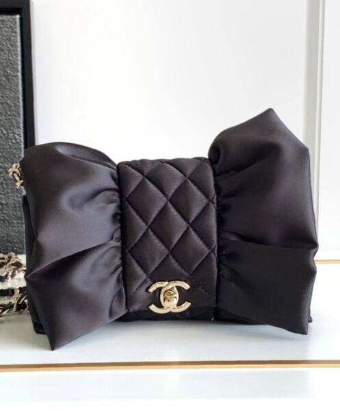 Chanel Clutch AS4098 Black 2