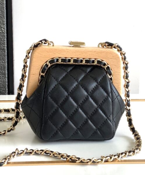 Chanel Small Clutch AS3053 Black 4