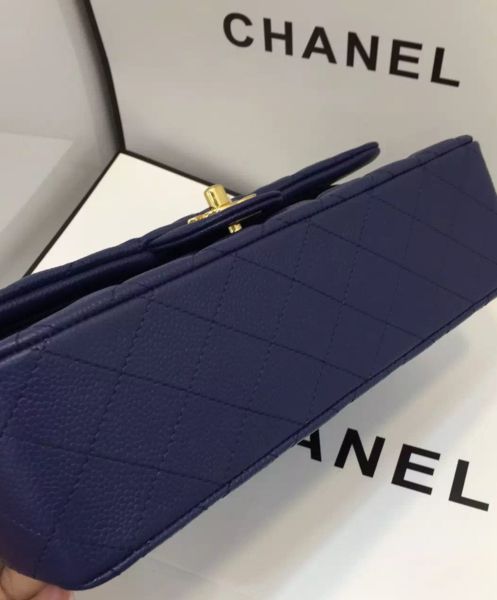 Chanel Classic Jumbo Flap Bag A01112