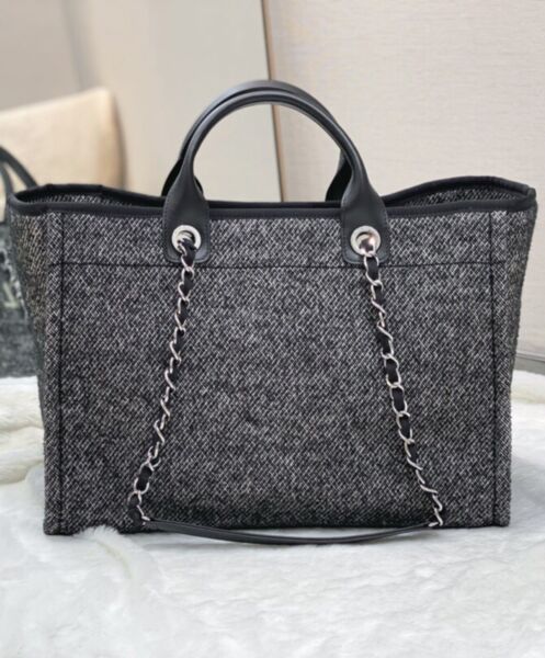 Chanel Large Tote A66941 Gray 5