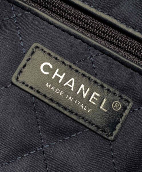 Chanel 22 Small Handbag AS3260 Blue 10