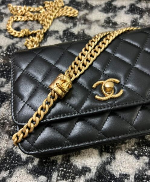 Chanel Wallet On Chain AP3043 Black 7