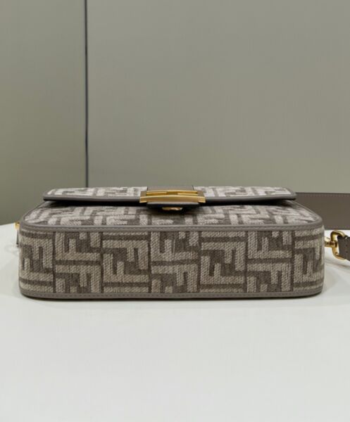 Fendi Baguette 8BR6009 Gray 5