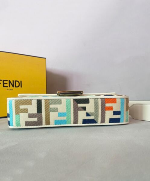 Fendi Baguette 8BR600 Cream 6