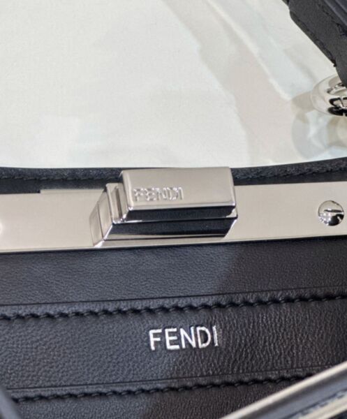 Fendi Peekaboo ISeeU Small 8BN327 10