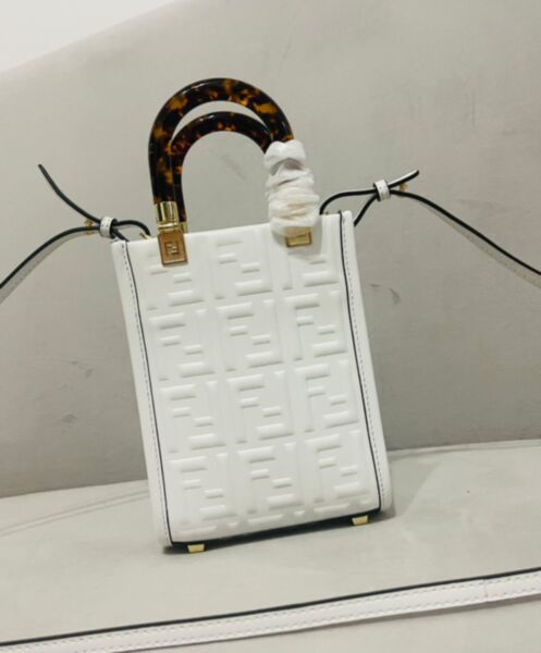 Fendi Mini Sunshine Shopper 8BS051 2