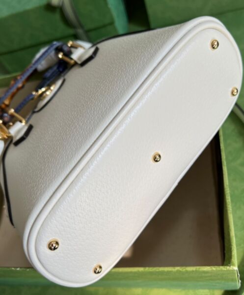 Gucci Diana Mini Tote Bag 715775 6