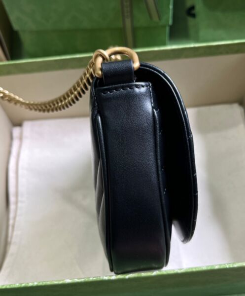 Gucci GG Marmont Matelasse Chain Mini Bag 746431 4