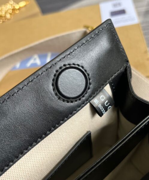 Gucci Matelasse Leather Shoulder Bag 702200 Black 9
