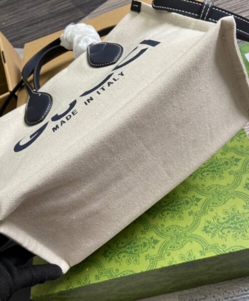 Gucci Mini Tote Bag With Gucci Print 772144 