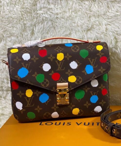 LVxYK Pochette Metis M46384 Brown 3