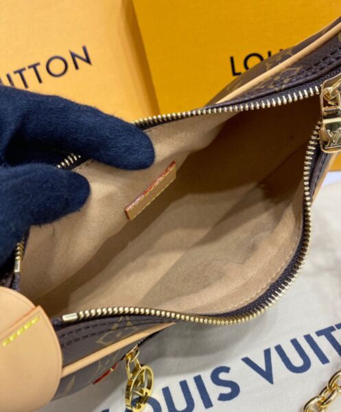 Louis Vuitton Loop Bag M81098 Brown 9
