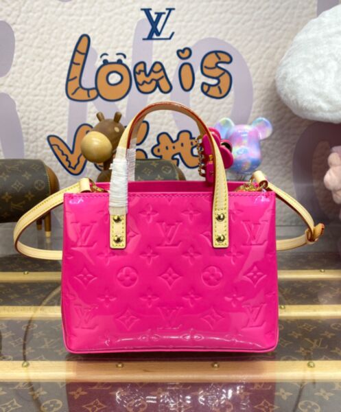 Louis Vuitton Reade PM M24028 M24144 2