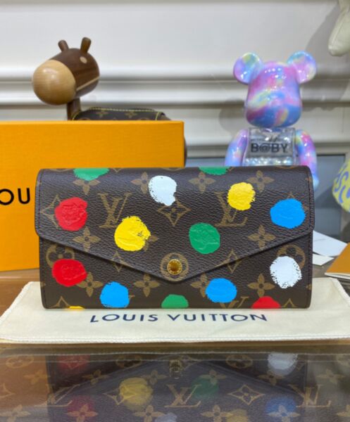 Louis Vuitton LV x YK Sarah Wallet M81980 Brown 2