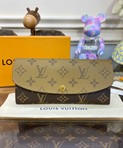 Louis Vuitton Emilie Wallet M82157 Apricot 2