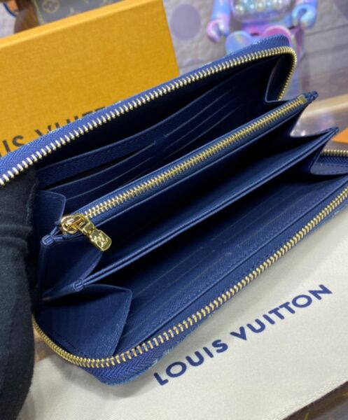 Louis Vuitton Zippy Wallet M82958 Blue 7