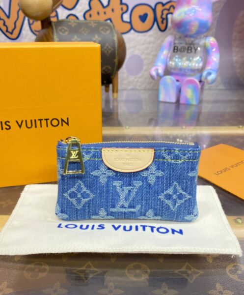 Louis Vuitton Key Pouch M82961 Blue 2