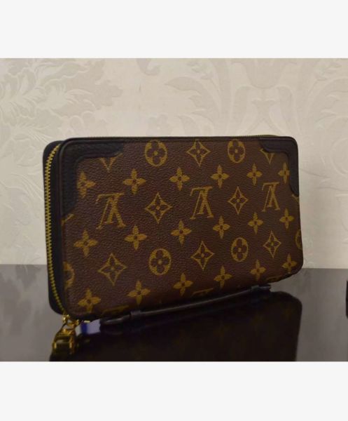 Louis Vuitton Monogram Wallet M60679 Brown