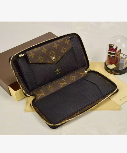 Louis Vuitton Monogram Wallet M60679 Brown