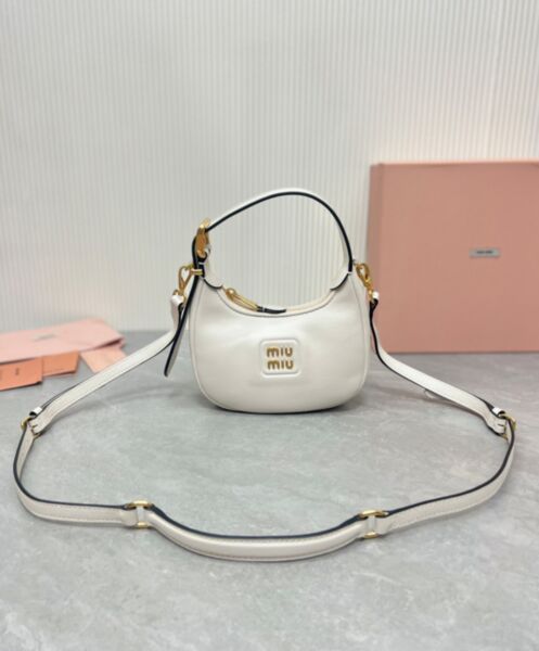 Miumiu Leather Hobo Bag 5BP084 2