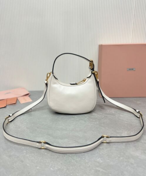 Miumiu Leather Hobo Bag 5BP084 4