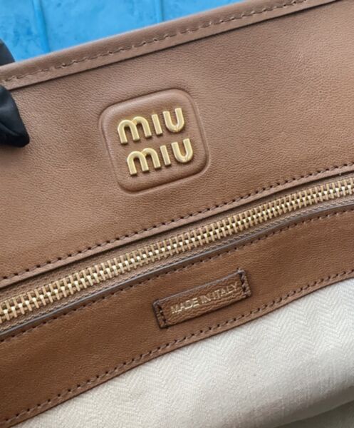 Miumiu Aventure Nappa Leather Bag 5BG291 10