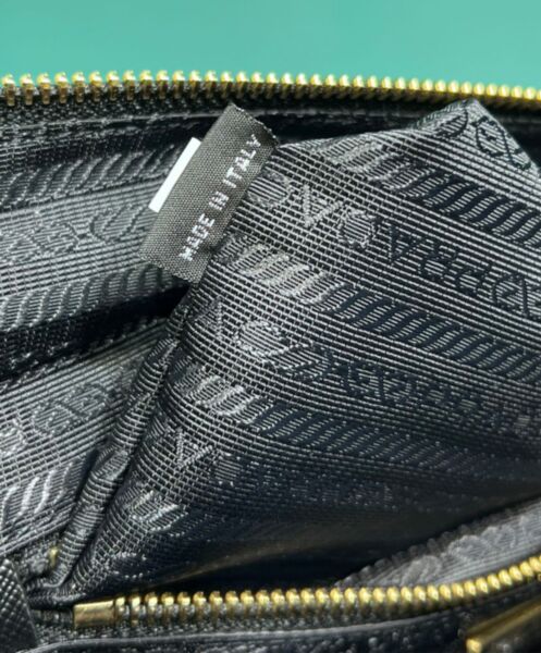 Prada Re-Nylon Tote Bag 1BG468 10