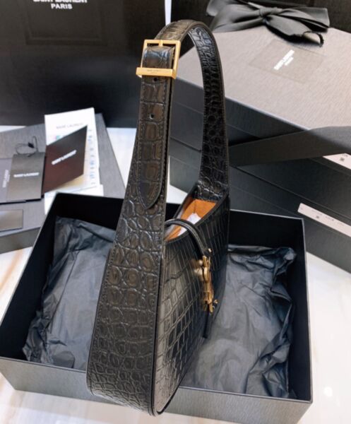 Saint Laurent Le 5 A 7 In Crocodile-Embossed Shiny Leather Black 3