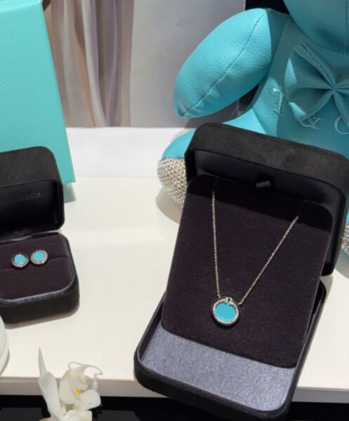 Tiffany Women's Diamond And Turquoise Circle Pendant Blue 2
