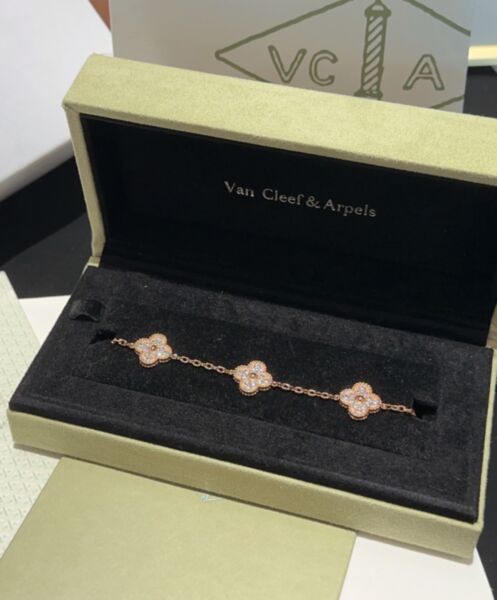 Van Cleef & Arpels Women's Vintage Alhambra Bracelet